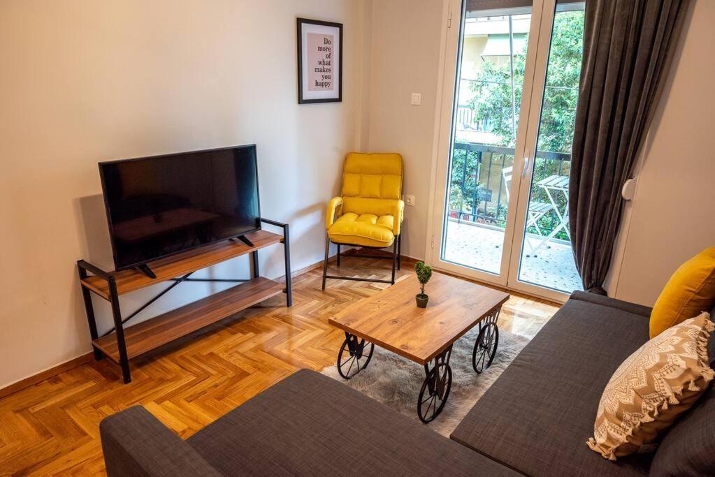 The Athenian Hideaway 2- Bedroom Apartment In Thiseio 외부 사진