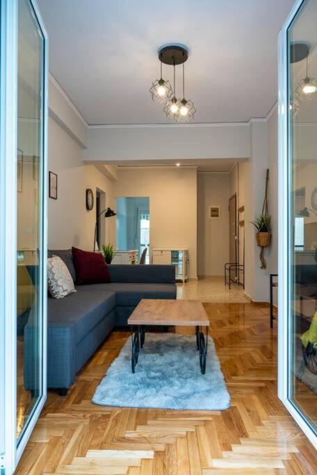 The Athenian Hideaway 2- Bedroom Apartment In Thiseio 외부 사진